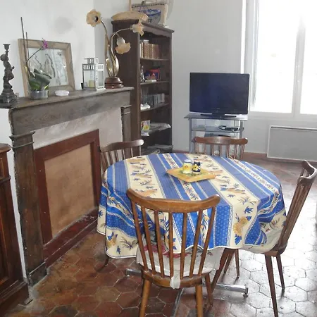 Apartment Des Vieilles Halles Fere-en-Tardenois